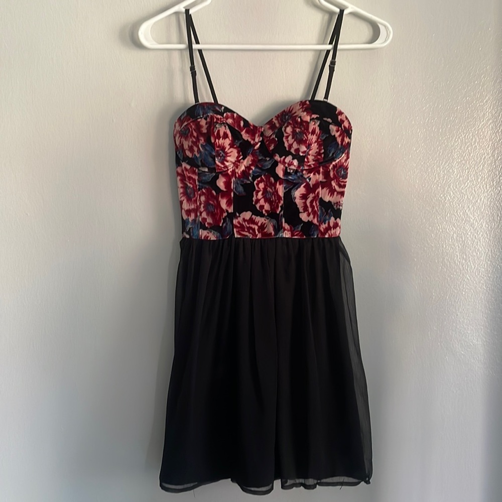 Brand new Hollister Velvet Floral Mini Dress